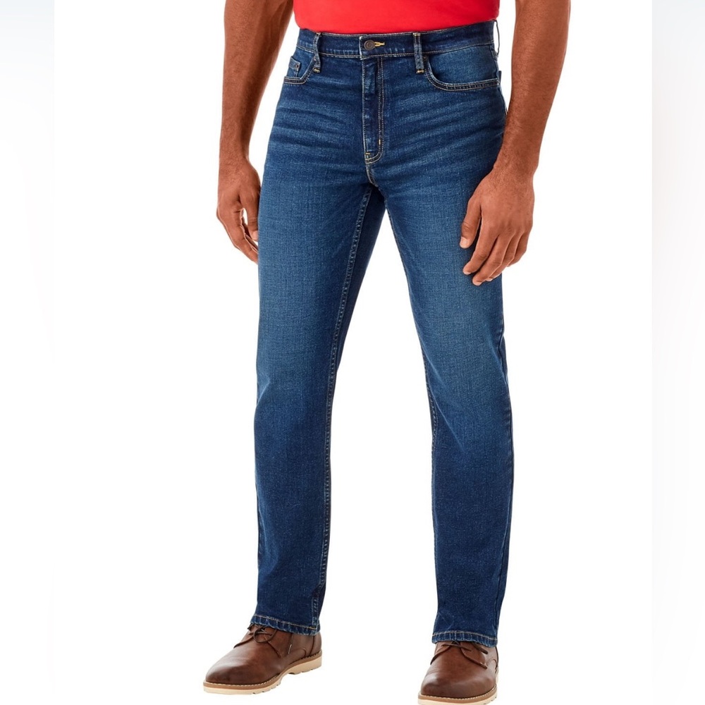 Men's Straight Leg Denim Jeans. Size 40W 32L.